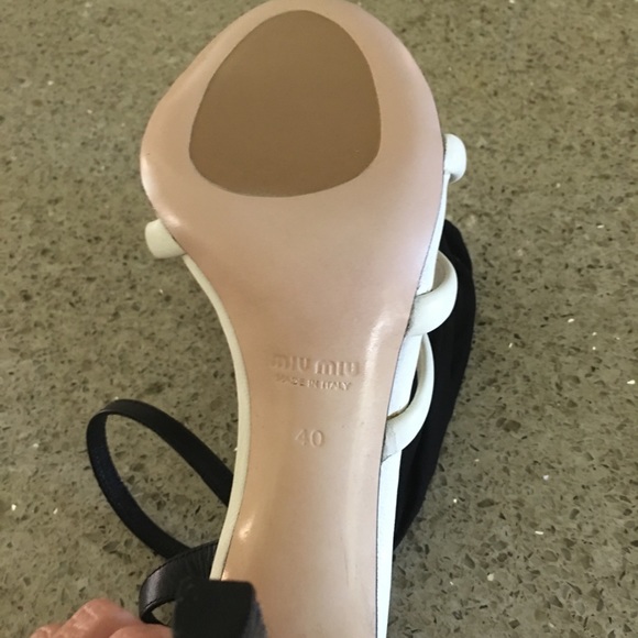 Brand new authentic Miu Miu black & white  sandals - Picture 4 of 6